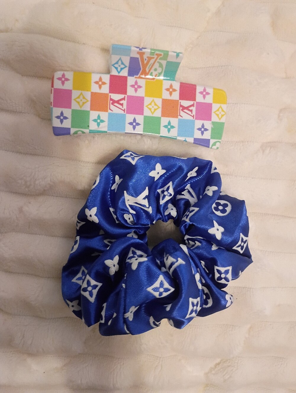 New Hair Clip & Scrunchie